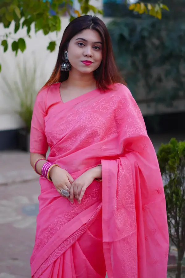 প্রিমিয়াম মসলিন জামদানি এমবোডারি শাড়ি সাথে রানিং ব্লাউস পিস - কোড নং: ৭২৪ - Image 3