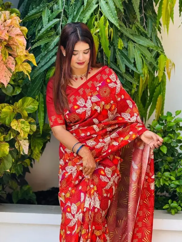 তসর সিল্কের - ডিজিটাল প্রিন্ট শাড়ি সাথে সেম প্যাটার্নের ব্লাউজ পিস – কোড নং: ৮২২ - Image 2